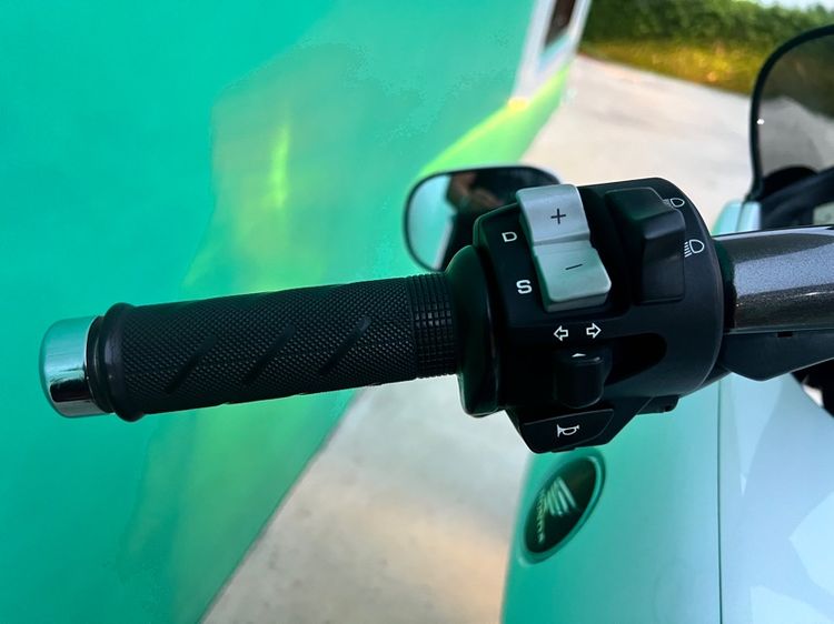 Honda DN-01 ฉลามบก สีขาวมุก เครื่องยนต์680cc. V-Twinหัวฉีด รูปที่ 14