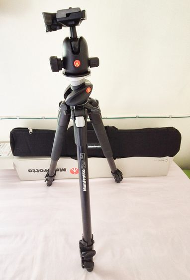 Manfrotto ขาตั้งกล้อง Aluminum Alloy Tripod รุ่น 190XPROB พร้อมหัวบอล 496RC2 มือสอง สภาพใหม่มาก แทบไม่ได้ใช้งาน รูปที่ 8