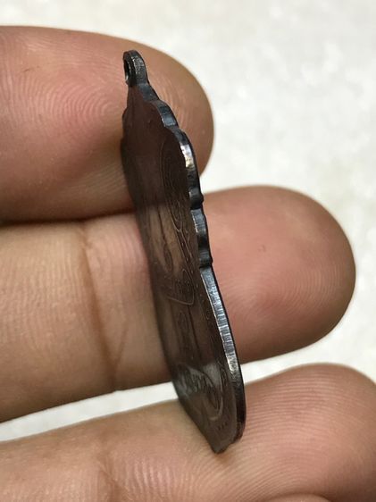 หลวงปู่เอี่ยมเหรียญเก่าพึ่งแกะออกจาหตลับพาสติกเก่า รูปที่ 3