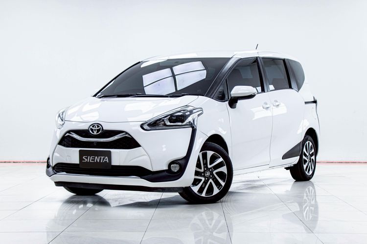 Toyota Sienta 2020 1.5 V Utility-car เบนซิน ไม่ติดแก๊ส เกียร์อัตโนมัติ ขาว รูปที่ 4