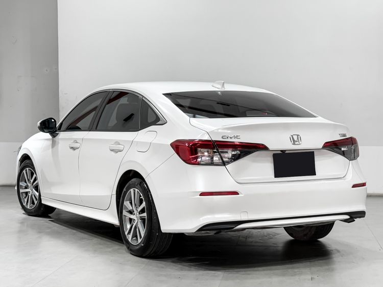Honda Civic 2022 1.5 EL Sedan เบนซิน เกียร์อัตโนมัติ ขาว รูปที่ 4