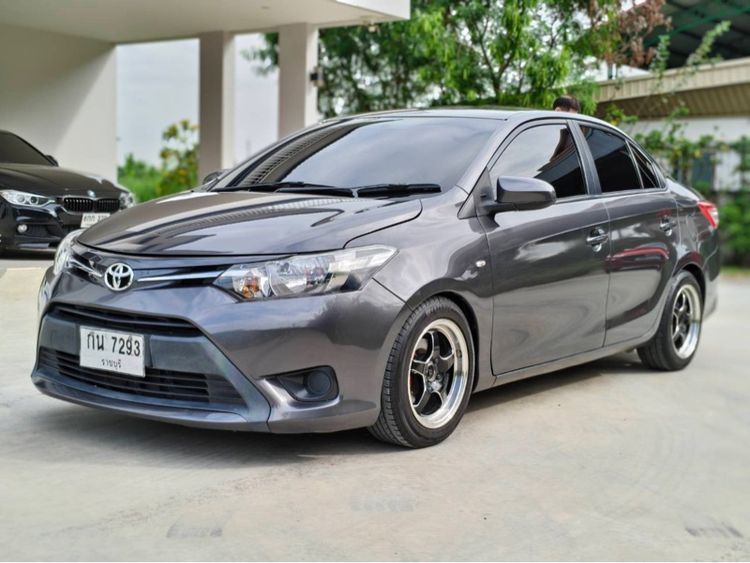 Toyota Vios 2015 1.5 J Sedan เบนซิน ไม่ติดแก๊ส เกียร์อัตโนมัติ เทา รูปที่ 2