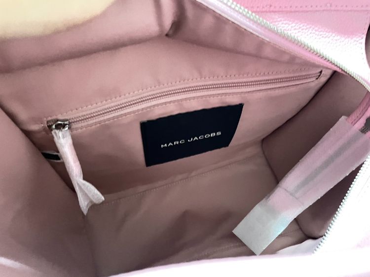 กระเป๋า Marc Jacobs ใบใหญ่สีชมพู รูปที่ 4