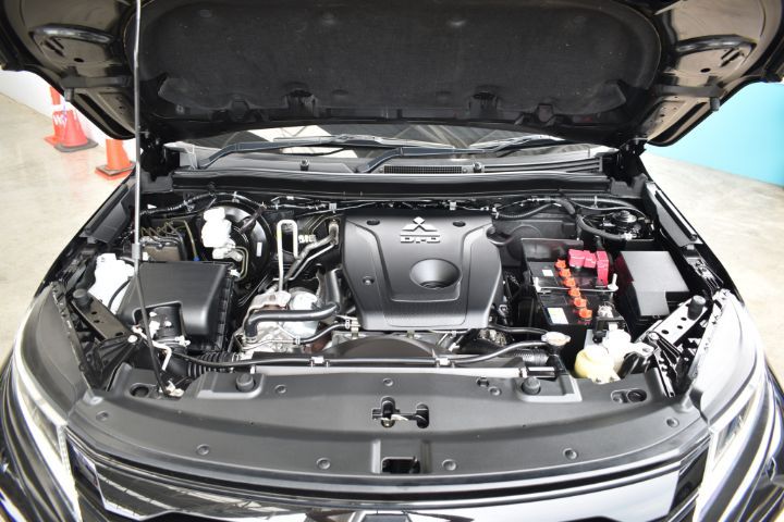 Mitsubishi Pajero Sport 2022 2.4  GT Premium Elite Edition  2WD Utility-car ดีเซล เกียร์อัตโนมัติ ดำ รูปที่ 3