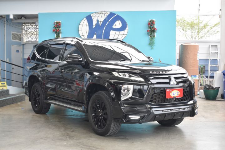 รถ Mitsubishi Pajero Sport 2.4  GT Premium Elite Edition  2WD สี ดำ