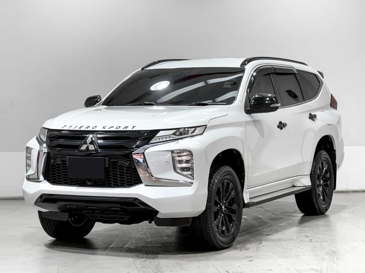 รถ Mitsubishi Pajero Sport 2.4 GT Premium 4WD สี ขาว