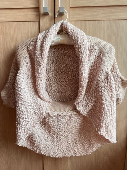 เสื้อคลุมไหมพรมสีไข่ไก่