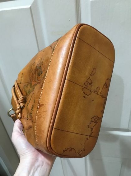 ขายถูก ลดราคา Alviero Martini ของแท้ อิตาลี สภาพดี รูปที่ 11
