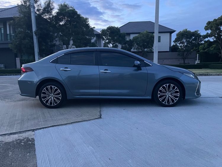 Toyota Altis 2020 1.8 Hybrid High Sedan ไฮบริด เทา รูปที่ 3