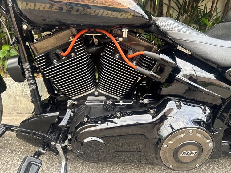 รุ่นพิเศษ CVO PRO STREET BREAK OUT FXFE 2016 🇺🇸🇺🇸🇺🇸 รูปที่ 6