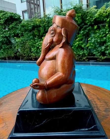 พระพิฆเนศ บำเพ็ญเพียร หน้าตัก5นิ้ว สูง17เซ็นต์ กว้าง12เซ็นต์ ลึก8เซ็นต์ เนื้อบรอนซ์ หมายเลขที่9 ฐานหิน มีใบรับรองศิลปิน  รูปที่ 14