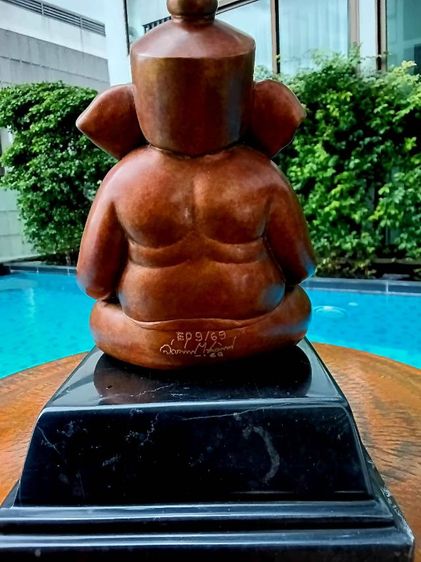 พระพิฆเนศ บำเพ็ญเพียร หน้าตัก5นิ้ว สูง17เซ็นต์ กว้าง12เซ็นต์ ลึก8เซ็นต์ เนื้อบรอนซ์ หมายเลขที่9 ฐานหิน มีใบรับรองศิลปิน  รูปที่ 13