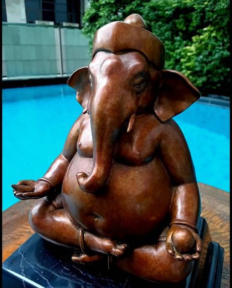 พระพิฆเนศ บำเพ็ญเพียร หน้าตัก5นิ้ว สูง17เซ็นต์ กว้าง12เซ็นต์ ลึก8เซ็นต์ เนื้อบรอนซ์ หมายเลขที่9 ฐานหิน มีใบรับรองศิลปิน  รูปที่ 3