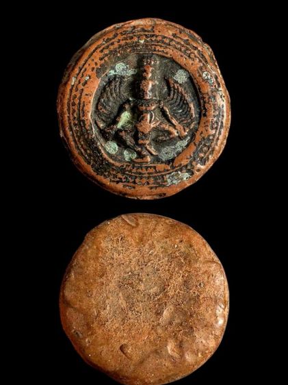 พิมพ์พระนารายณ์ เนื้อดินไม่ทราบที่