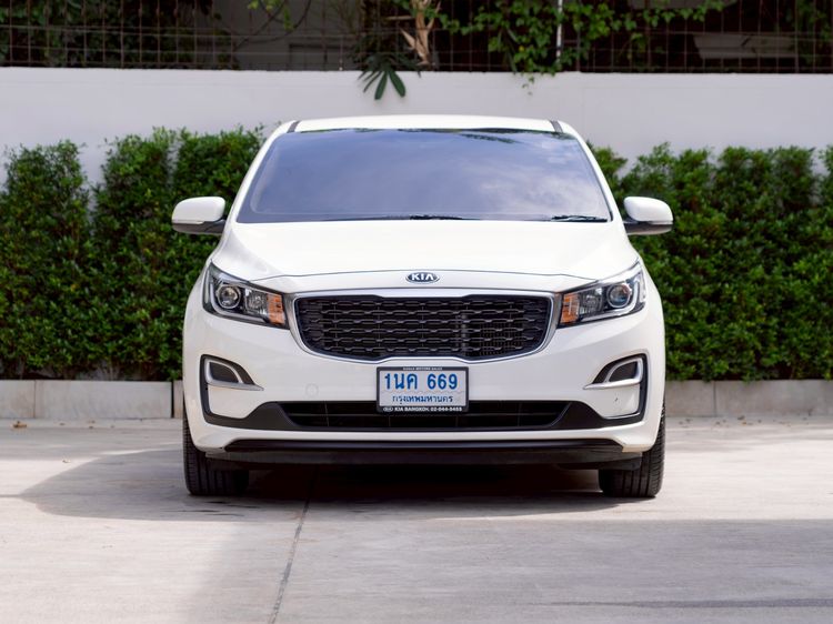 Kia Grand Carnival 2021 2.2 LX Utility-car ดีเซล ไม่ติดแก๊ส เกียร์อัตโนมัติ ขาว รูปที่ 2