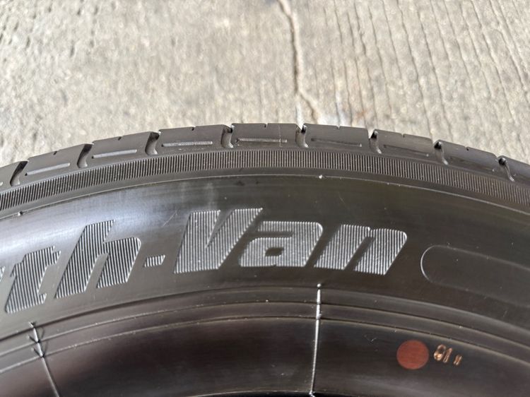 Hyundai H-1. ขอบ 16 นิ้ว 🛞 รูปที่ 4