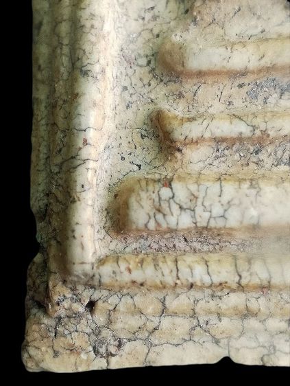 ปรกโพธิ์ หลังลายดอกพิกุล. รูปที่ 11