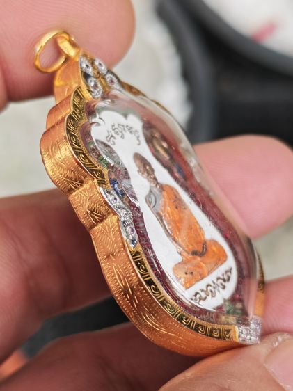 เหรียญไตรมาส ๕๙ ๙๕ หลวงพ่อรวย วัดตะโก เนื้อทองแดงลงยาขาว กรรมการ ปี ๒๕๕๙ เลี่ยมกรอบทองคำแท้ ราคาแบ่งปันครับ รูปที่ 17