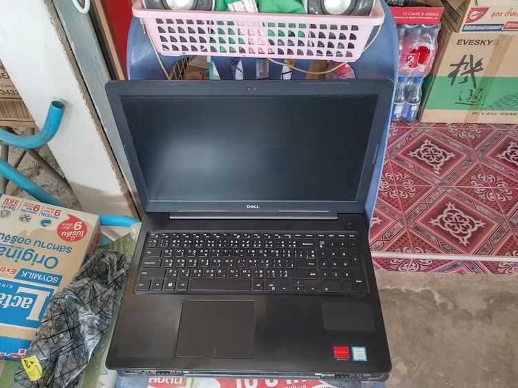 วินโดว์ 8 กิกะไบต์ HDMI ไม่ใช่ DELL Inspiron 5570 i5-8250U แรม 8 การ์ดจอแยก AMD จอใหญ่ 15.6" ram 8 การ์ดจอแยก พร้อมใช้งาน