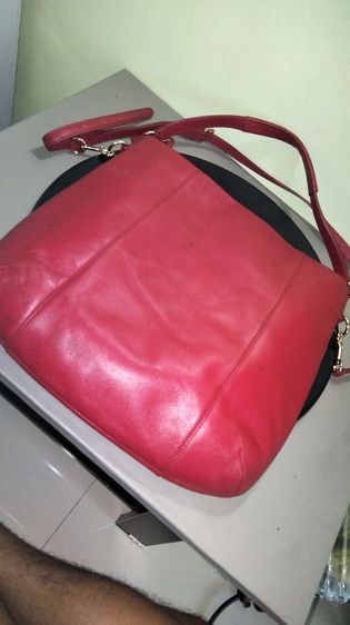 กระเป๋า Coach สีแดง  รูปที่ 15