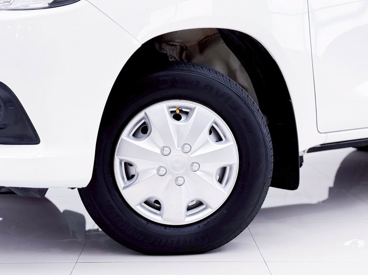 Toyota Hilux Revo 2019 2.4 J Pickup ดีเซล ไม่ติดแก๊ส เกียร์ธรรมดา ขาว รูปที่ 4