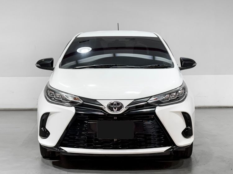 Toyota Yaris 2021 1.2 Sport Sedan เบนซิน เกียร์อัตโนมัติ ขาว รูปที่ 2
