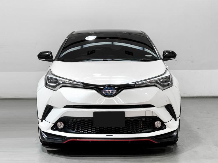 Toyota C-HR 2019 1.8 HV Hi Utility-car ไฮบริด เกียร์อัตโนมัติ ขาว รูปที่ 2