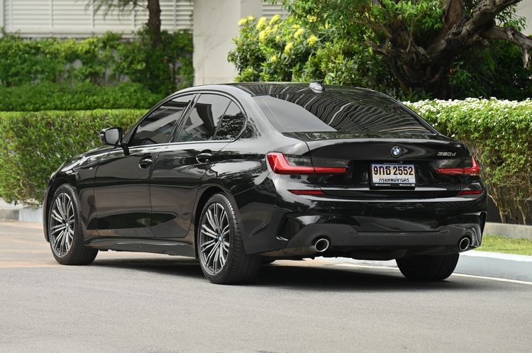 BMW Series 3 2022 320d Sedan ดีเซล ไม่ติดแก๊ส เกียร์อัตโนมัติ ดำ รูปที่ 3
