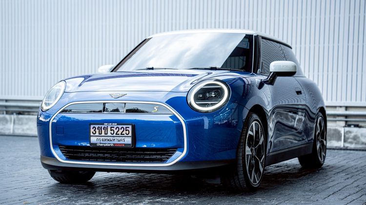 Mini COOPER 2024 รุ่นย่อยอื่นๆ Sedan ไฟฟ้า ไม่ติดแก๊ส เกียร์อัตโนมัติ น้ำเงิน รูปที่ 3
