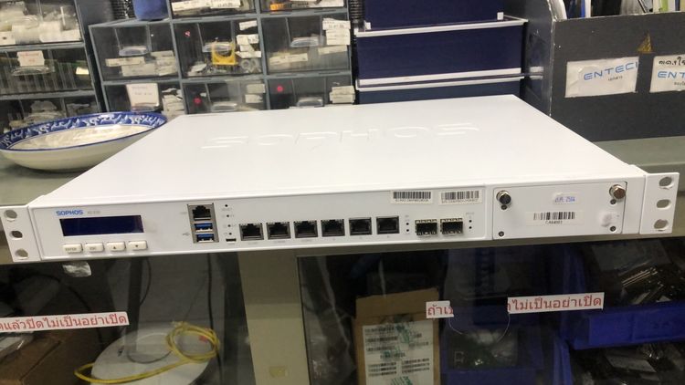 อุปกรณ์เครือข่าย SOPHOS XG135 Rev.3 มือสอง