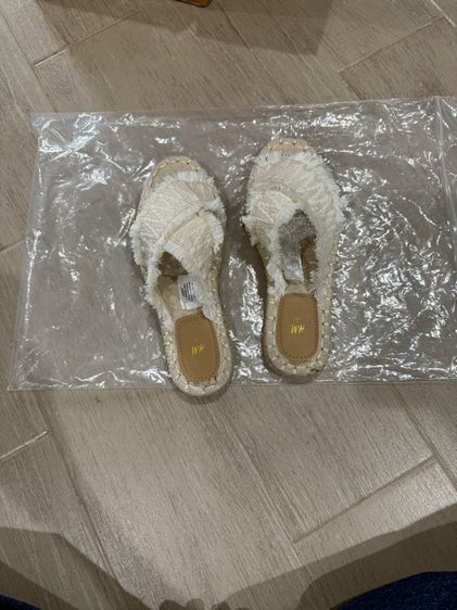 รองเท้า h and m sz 37