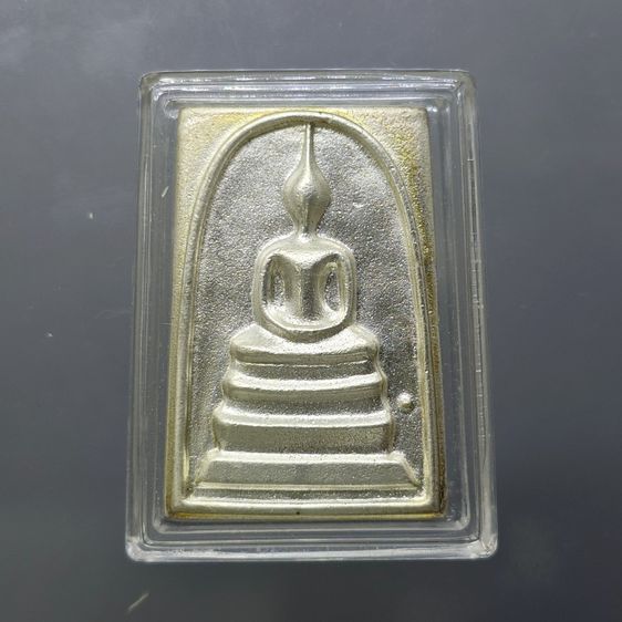 พระสมเด็จวัดระฆัง พิมพ์ใหญ่ นิยม หลังสมเด็จโต เนื้อเงินทรายนวล สมเด็จพระบรมโอรสาธิราชฯ ทรงเป็นประธานในพิธีพุทธาภิเษก วัดระฆังโฆสิตาราม 2549  รูปที่ 3