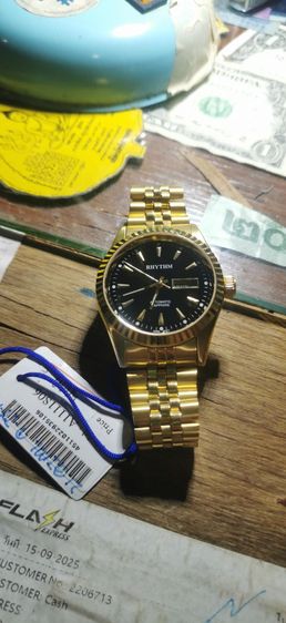 Vintage RHYTHM president auto day-date gold Nh16A Japan ขอหยักตัวนิยม ทองทั้งเรือน ป้ายห้อย เดิมใสกิ๊กเครื่องสวย เดินปรกติ สะสม ใช้งานอีกนาน รูปที่ 7