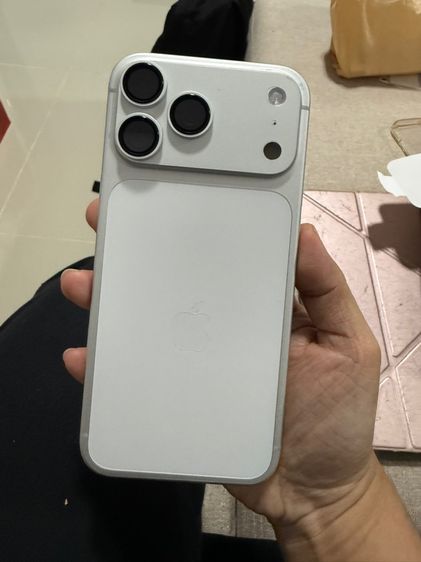 iPhone 17 pro max 256 gb silver ครบกล่อง รูปที่ 2