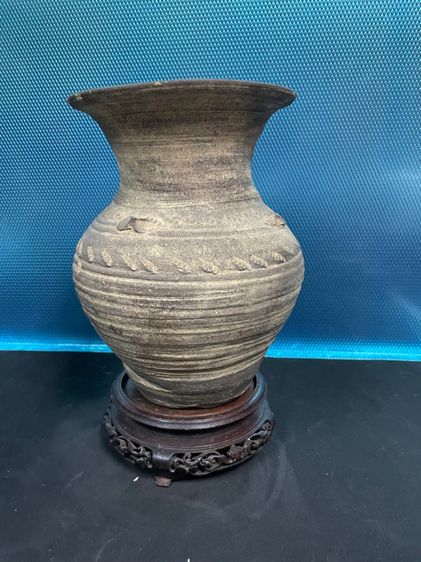 เซรามิคเก่า ไหปากแตร เตานพเก้า จ.พิจิตร สูง 8.5 นิ้ว