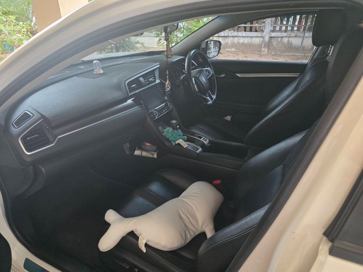 Honda Civic 2019 1.5 Turbo RS Sedan เบนซิน เกียร์อัตโนมัติ ขาว รูปที่ 4