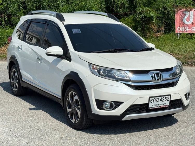 Honda BR-V 2018 1.5 SV Utility-car เบนซิน ไม่ติดแก๊ส เกียร์อัตโนมัติ ขาว รูปที่ 2