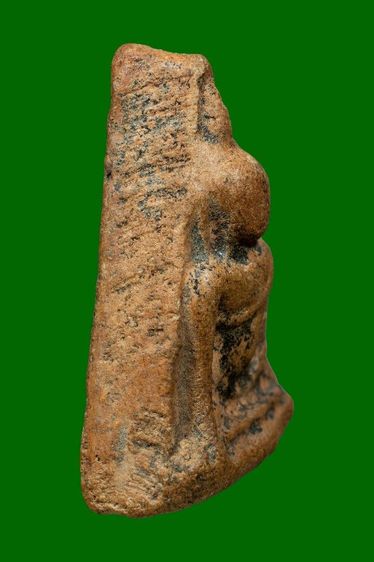 พระนางพญาพิมพ์เทวดา รูปที่ 2