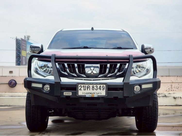 Mitsubishi Triton 2017 2.4 4WD Ultra Pickup ดีเซล ไม่ติดแก๊ส เกียร์อัตโนมัติ เทา รูปที่ 2