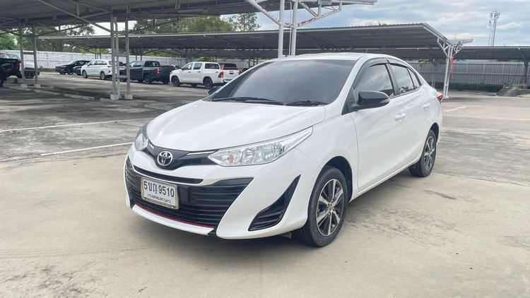 Toyota Yaris ATIV 2020 1.2 Mid Sedan เบนซิน ไม่ติดแก๊ส เกียร์อัตโนมัติ ขาว รูปที่ 2