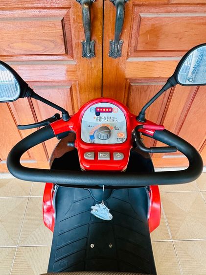 ขายถูกรถไฟฟ้า 4 ล้อ YAMAHA สำหรับผู้สูงอายุ ผู้พิการ รูปที่ 4