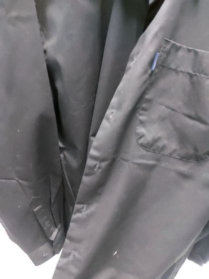 เสื้อเชิ้ตสีดำล้วน size XL มือสองเคยใส่ 1 ครั้งสำหรับชายหญิง รูปที่ 5