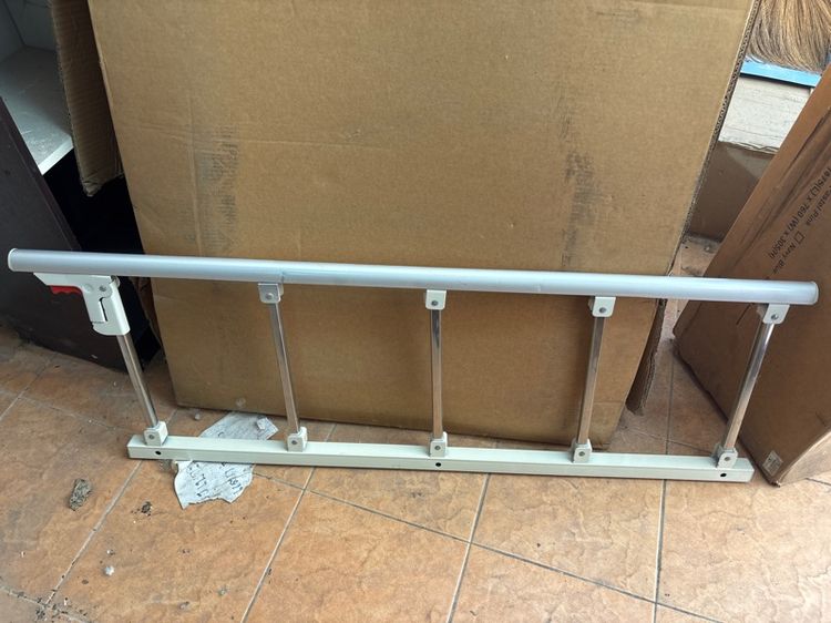 ราวข้างติดเตียงผู้ป่วยล๊อกปรับขึ้นลง