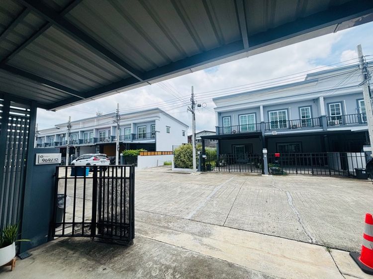 อื่นๆ 2022 มีบางส่วน ใช่ หรรษาพรีม่า รูปที่ 3