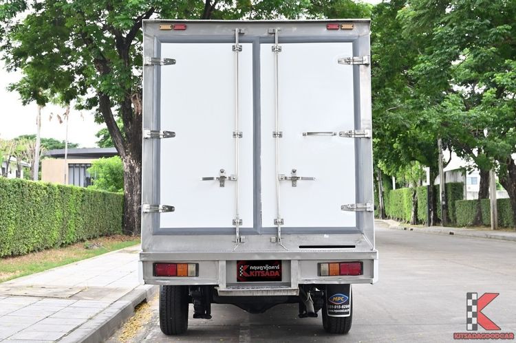 Toyota Hilux Revo 2023 2.4 Entry Pickup ดีเซล ไม่ติดแก๊ส เกียร์ธรรมดา ขาว รูปที่ 4