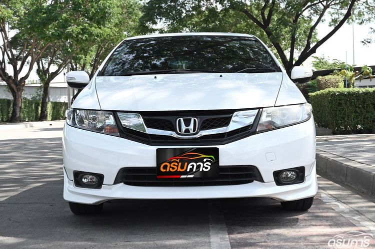 Honda City 2013 1.5 Sv i-VTEC Sedan เบนซิน ไม่ติดแก๊ส เกียร์อัตโนมัติ ขาว รูปที่ 2