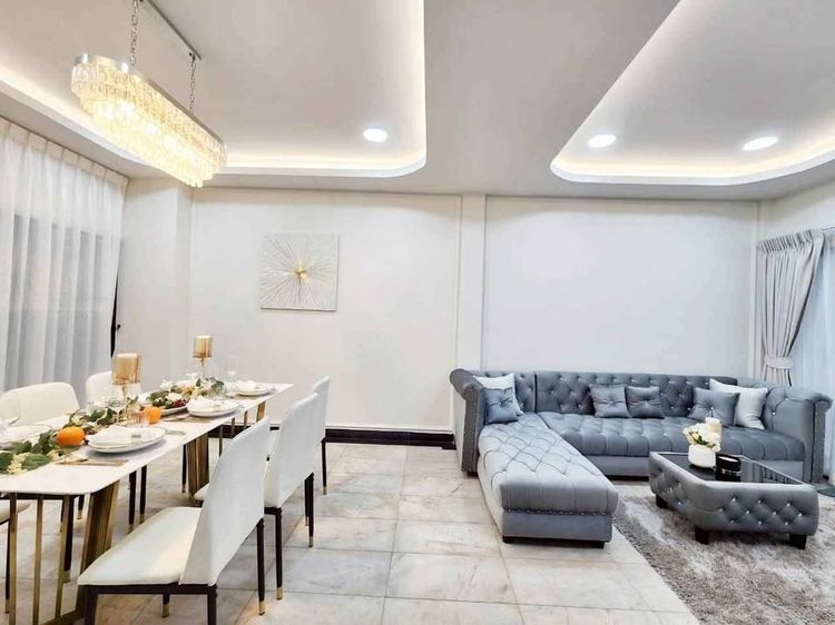 อื่นๆ ตกแต่งครบ 2020 ให้เช่าบ้าน townhome หลังใหญ่ใจกลางกรุงพระราม 9 6 นอน 4 น้ำ  รูปที่ 2