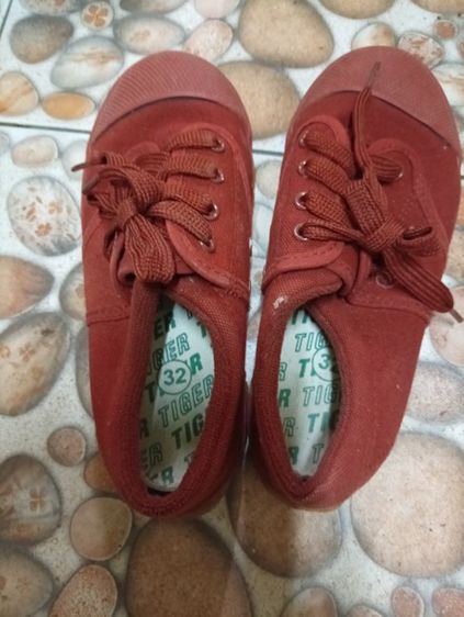 รองเท้านักเรียน เบอร์32  2คู่ รูปที่ 6