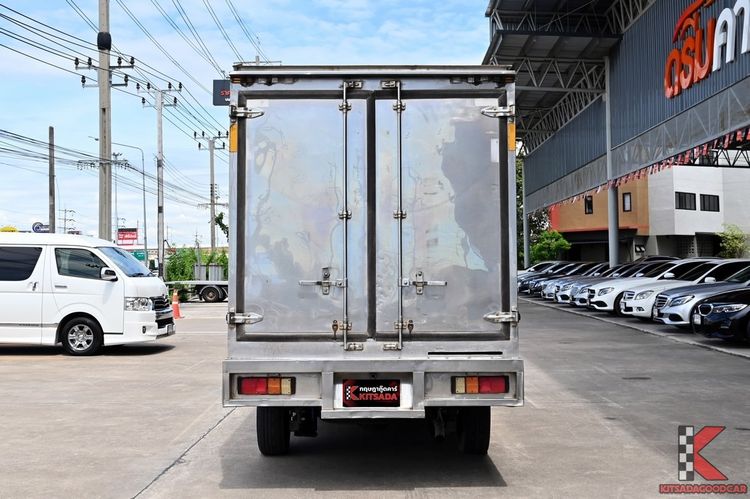 Toyota Hilux Revo 2023 2.4 Entry Pickup ดีเซล ไม่ติดแก๊ส เกียร์ธรรมดา ขาว รูปที่ 4