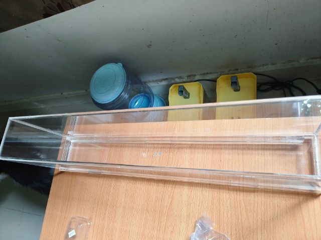 กล่องใส่โมเดลตุ๊กตาแบบต่างๆอะคริลิค ขนาด64×20×10
